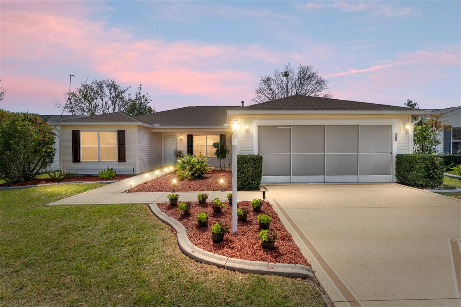 2712 BENAVIDES DR, THE VILLAGES, FL, 32162