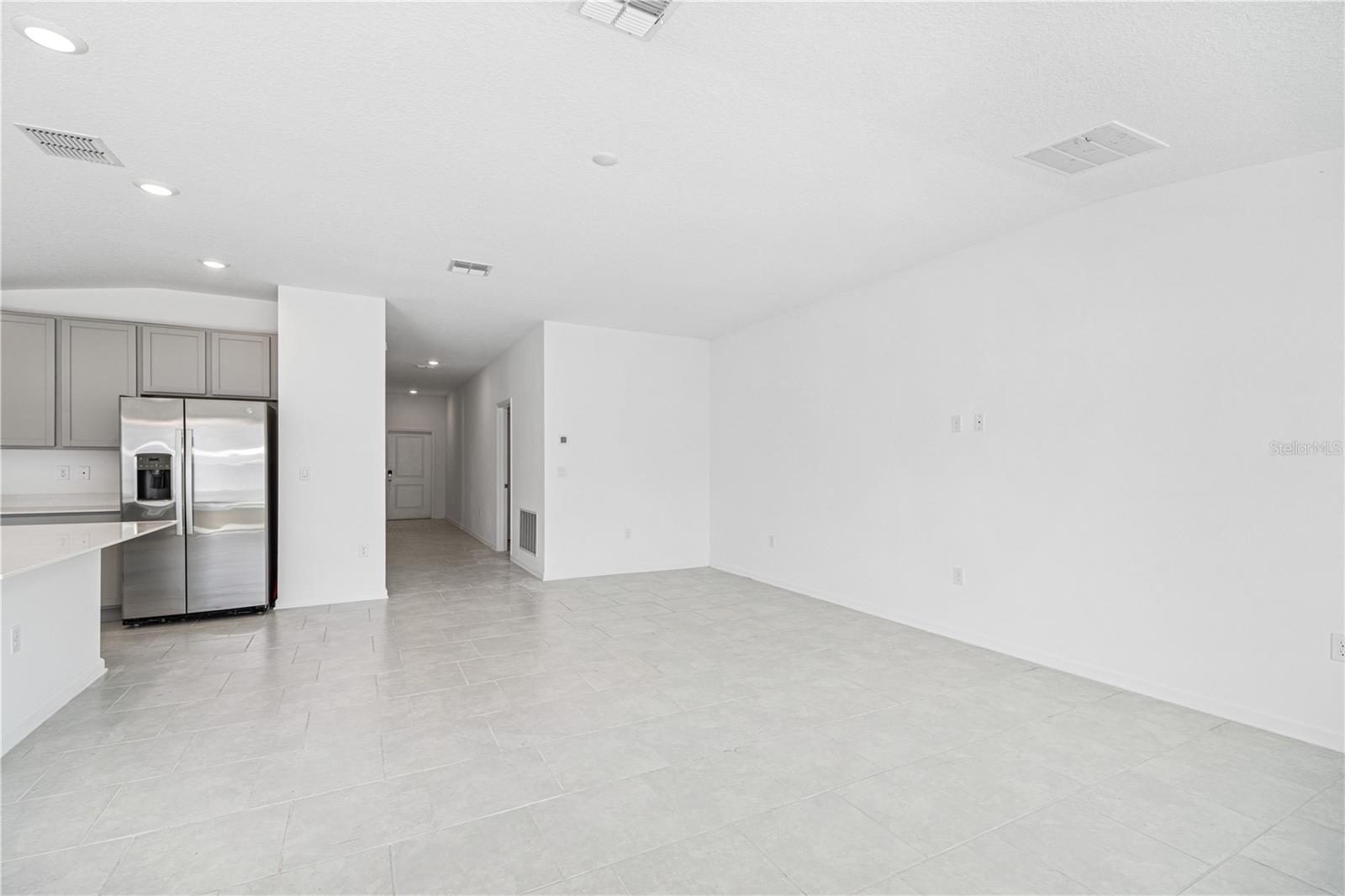 1533 PEACH CREEK DR, OSTEEN, FL, 32764