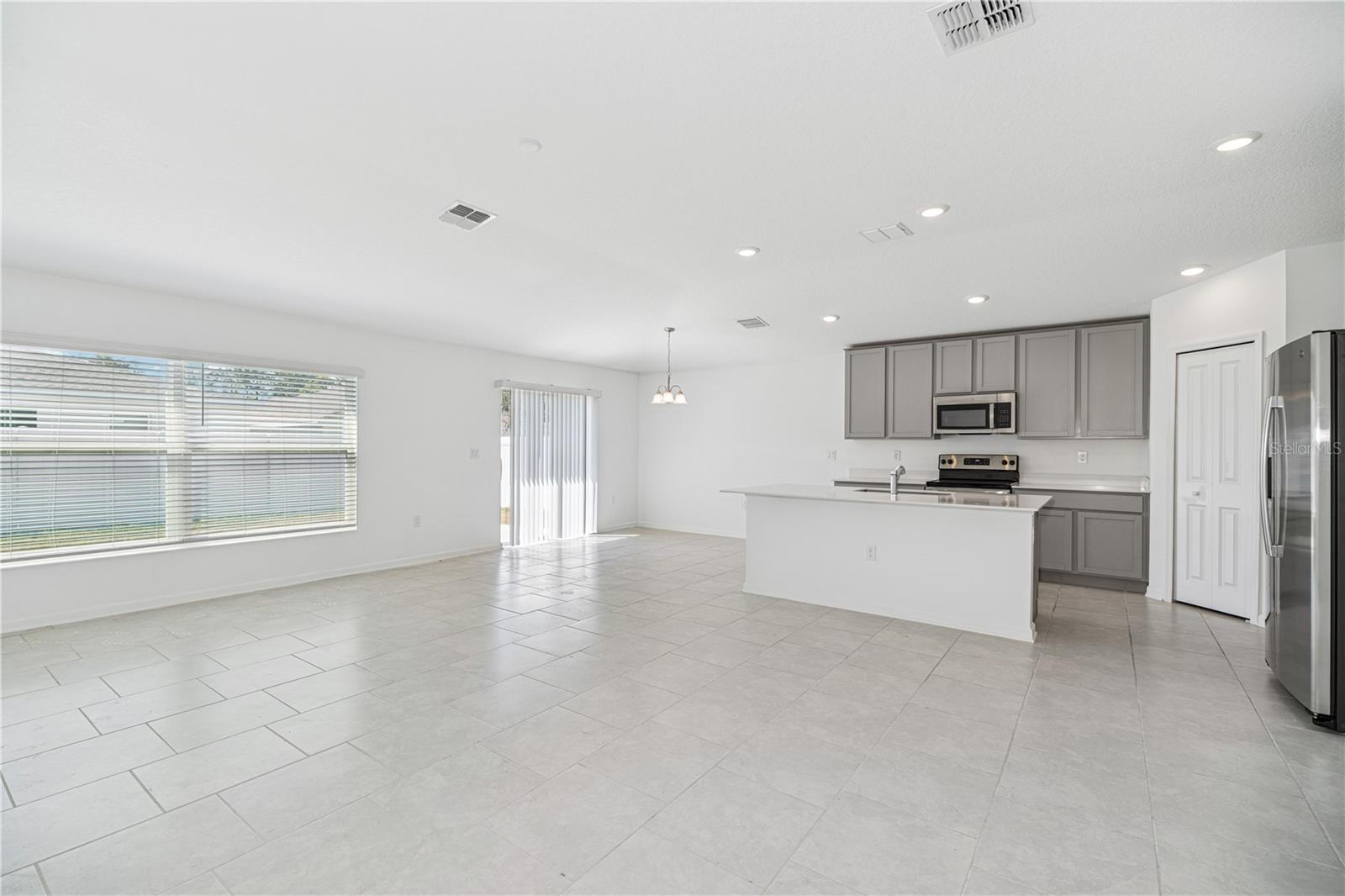 1533 PEACH CREEK DR, OSTEEN, FL, 32764