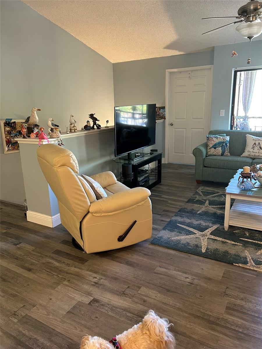 5553 BAYWATER DR, TAMPA, FL, 33615
