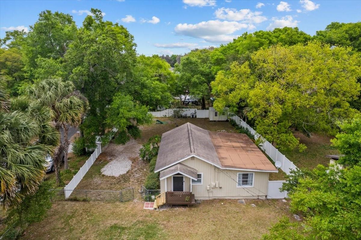 1401 E VOORHIS AVE, DELAND, FL, 32724