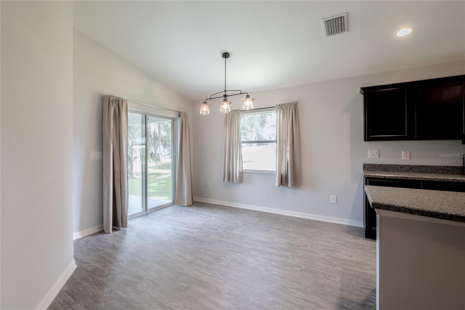 328 WOODLAND TRL, LADY LAKE, FL, 32159
