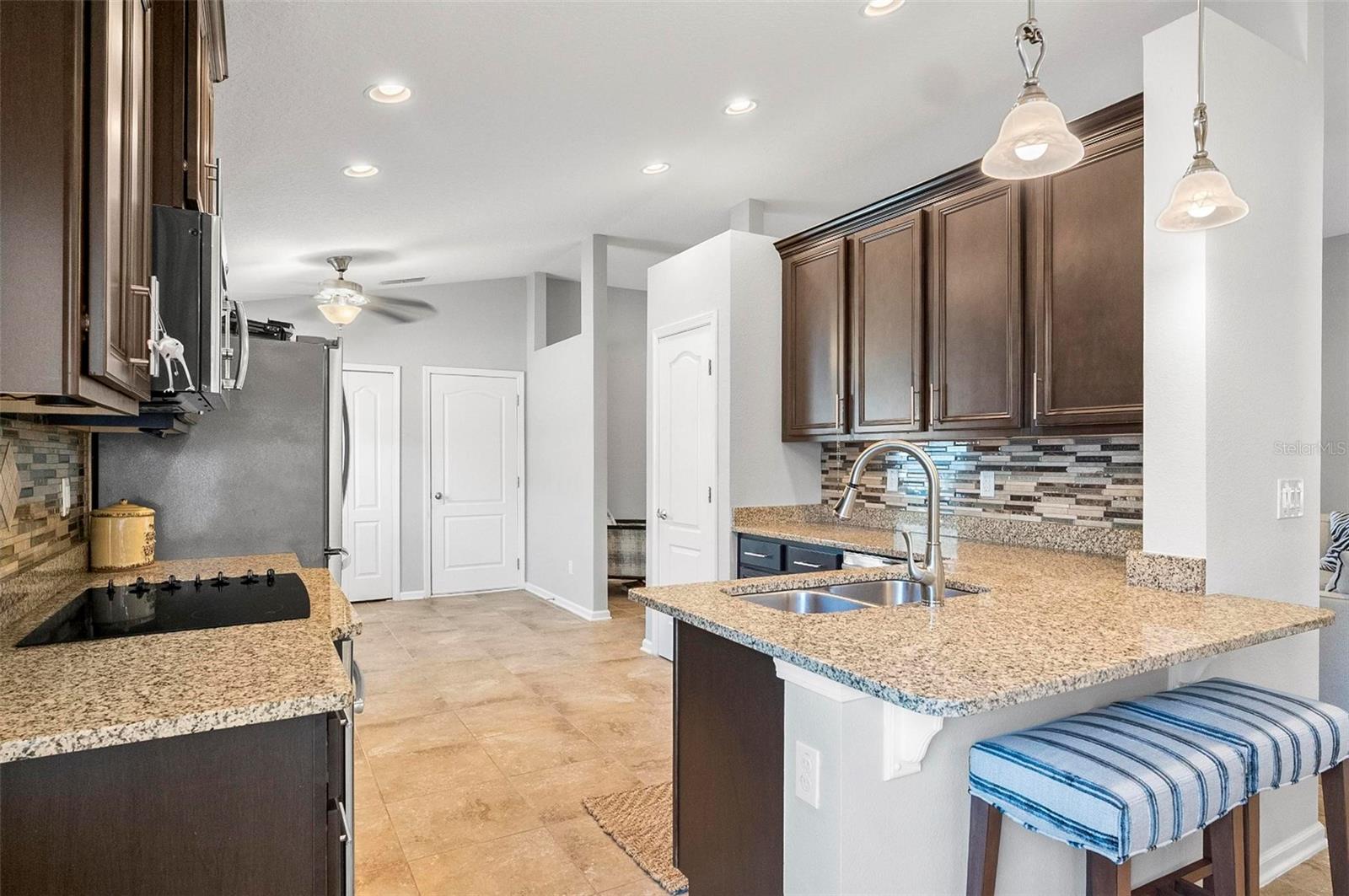 21 ARROWHEAD DR, PALM COAST, FL, 32137