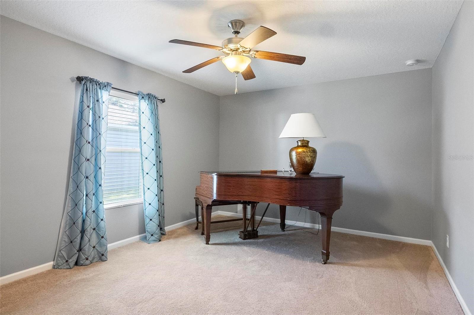 21 ARROWHEAD DR, PALM COAST, FL, 32137