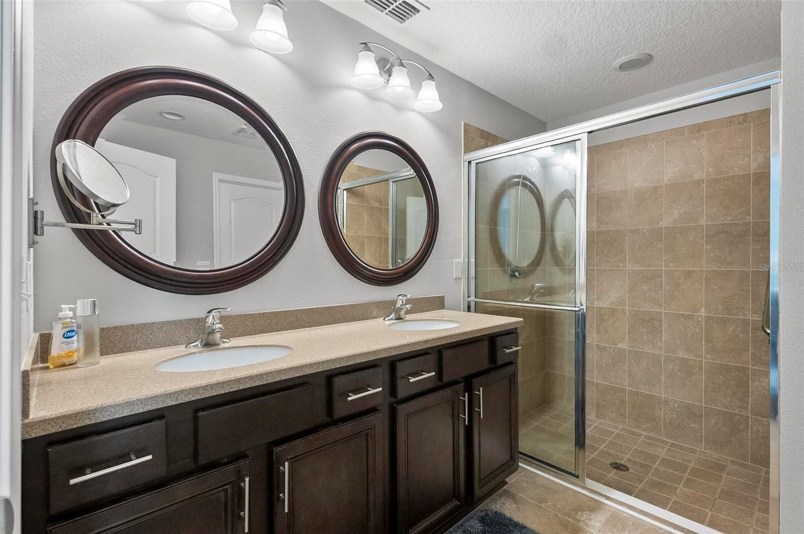 21 ARROWHEAD DR, PALM COAST, FL, 32137