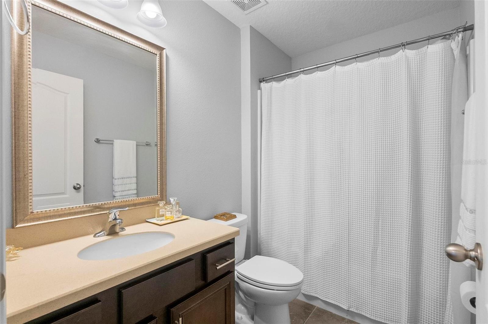 21 ARROWHEAD DR, PALM COAST, FL, 32137