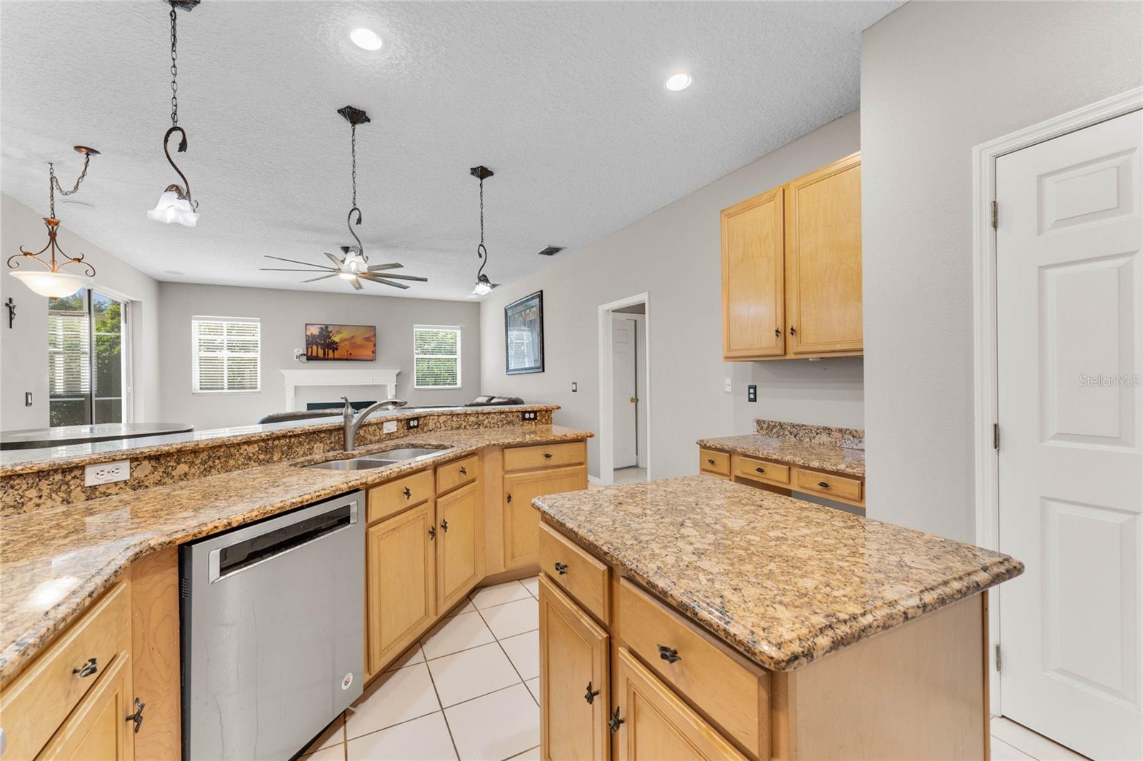 8611 DOVER OAKS CT, ORLANDO, FL, 32836