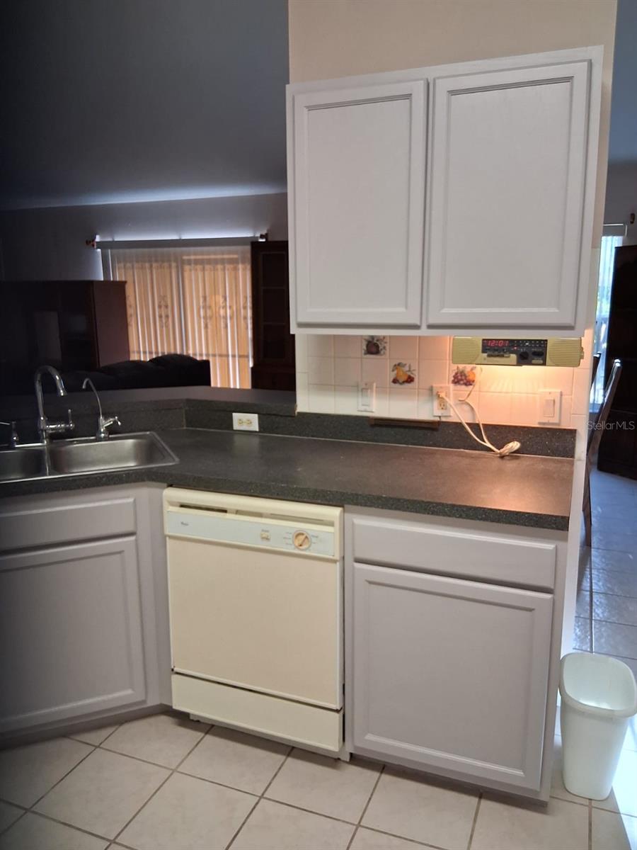 1152 MCCORMICK DR, DELTONA, FL, 32725