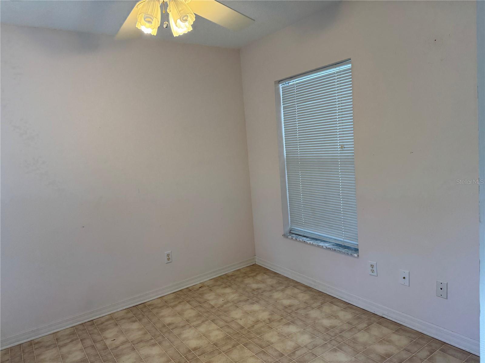 1152 MCCORMICK DR, DELTONA, FL, 32725