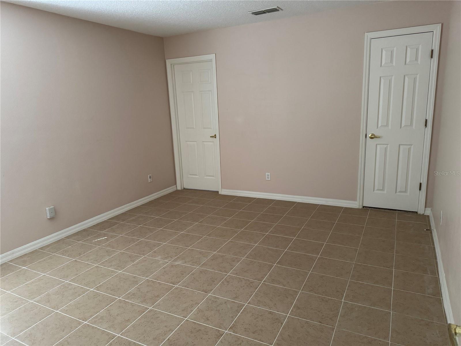 1152 MCCORMICK DR, DELTONA, FL, 32725