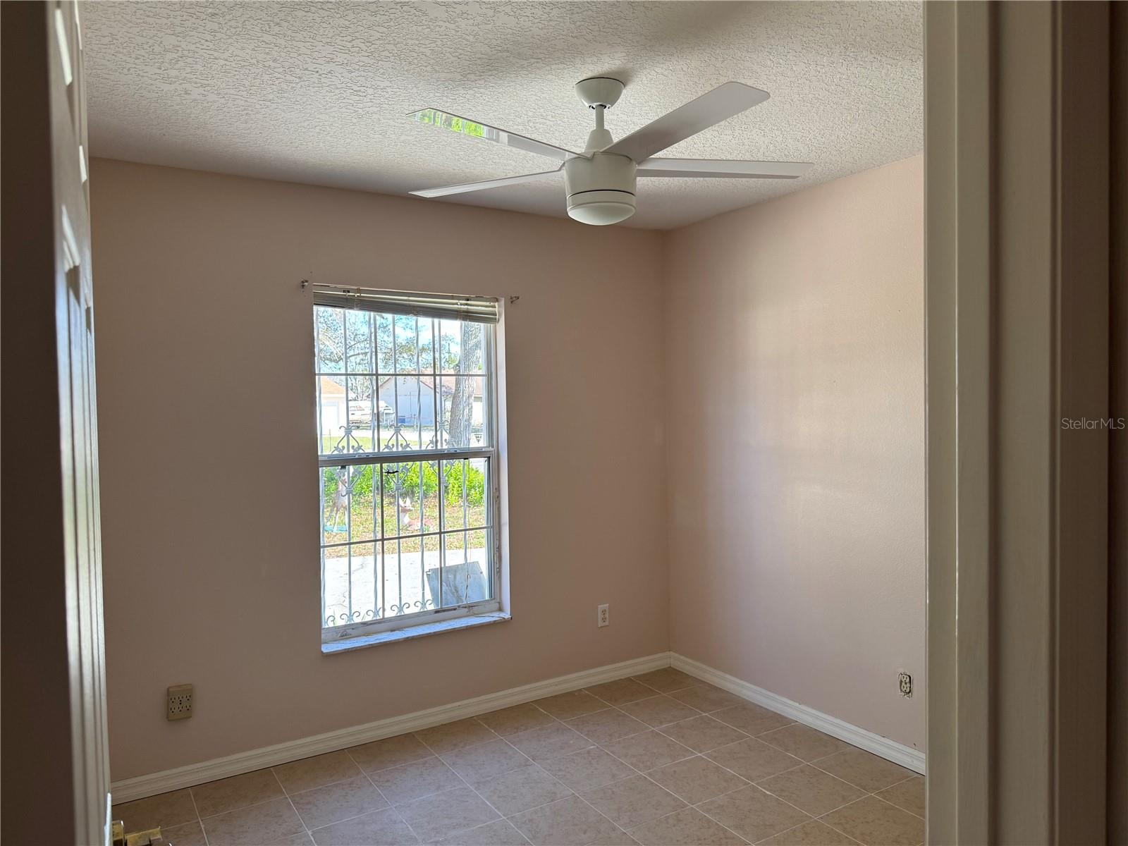 1152 MCCORMICK DR, DELTONA, FL, 32725