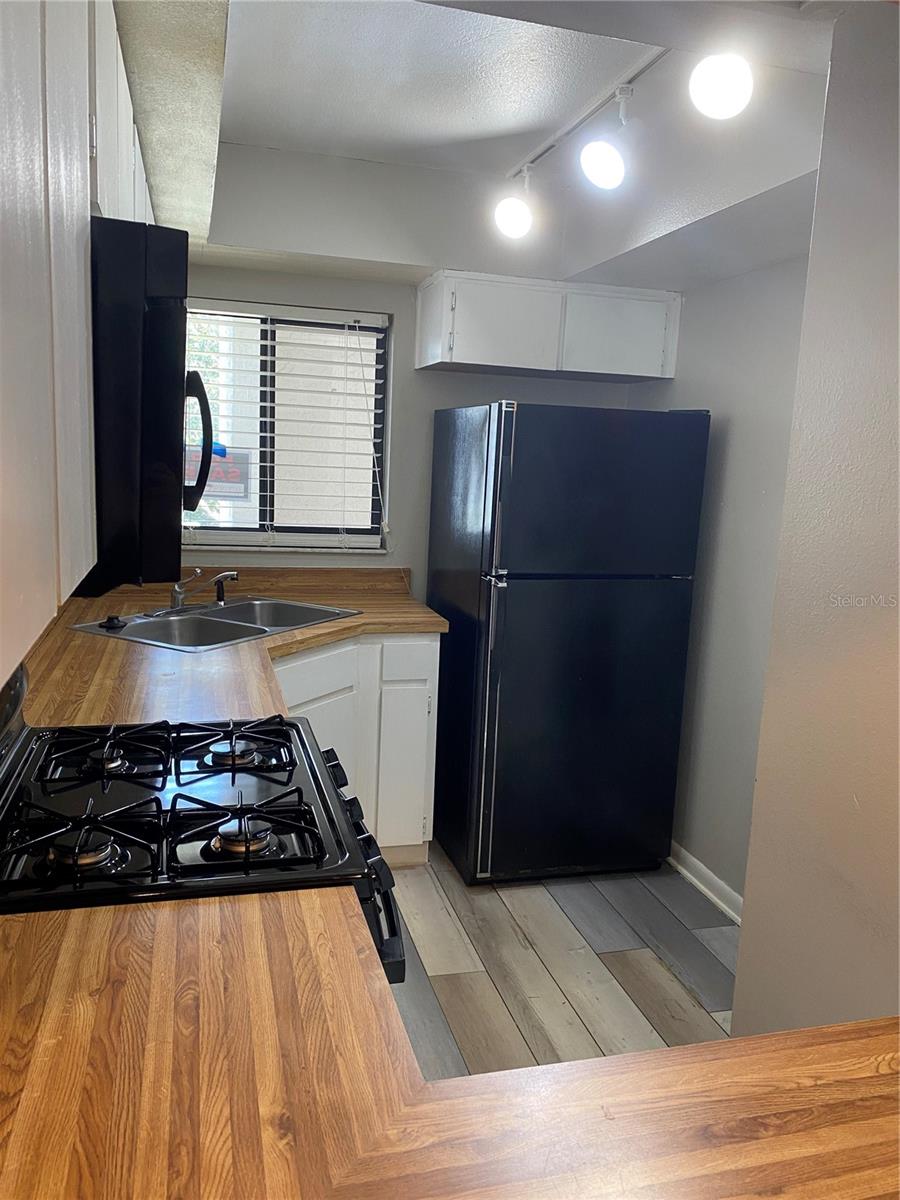 O6289336 Property Photo