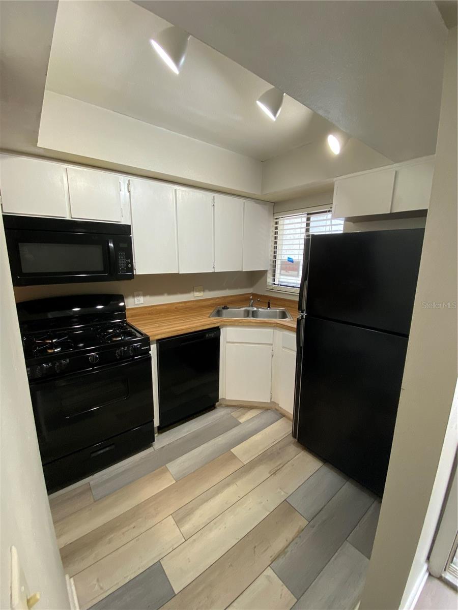 O6289336 Property Photo