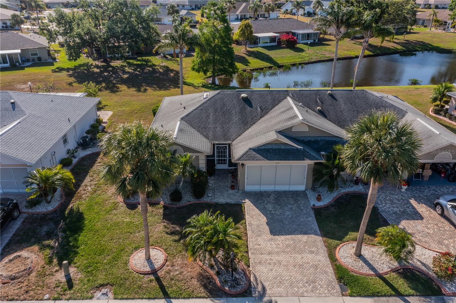 1933 GRAND CYPRESS LN, SUN CITY CENTER, FL, 33573