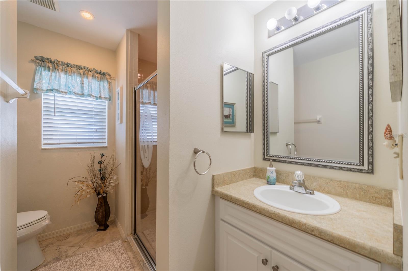 1933 GRAND CYPRESS LN, SUN CITY CENTER, FL, 33573