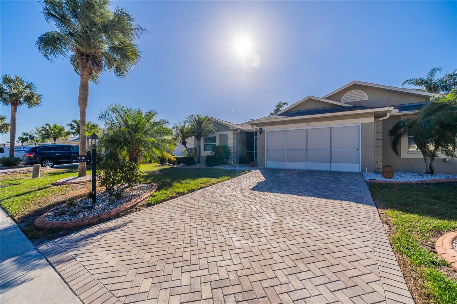 1933 GRAND CYPRESS LN, SUN CITY CENTER, FL, 33573