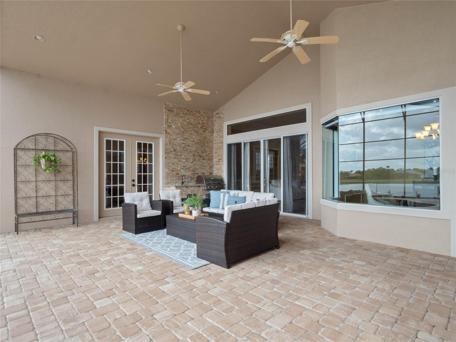 5518 OXFORD MOOR BLVD, WINDERMERE, FL, 34786