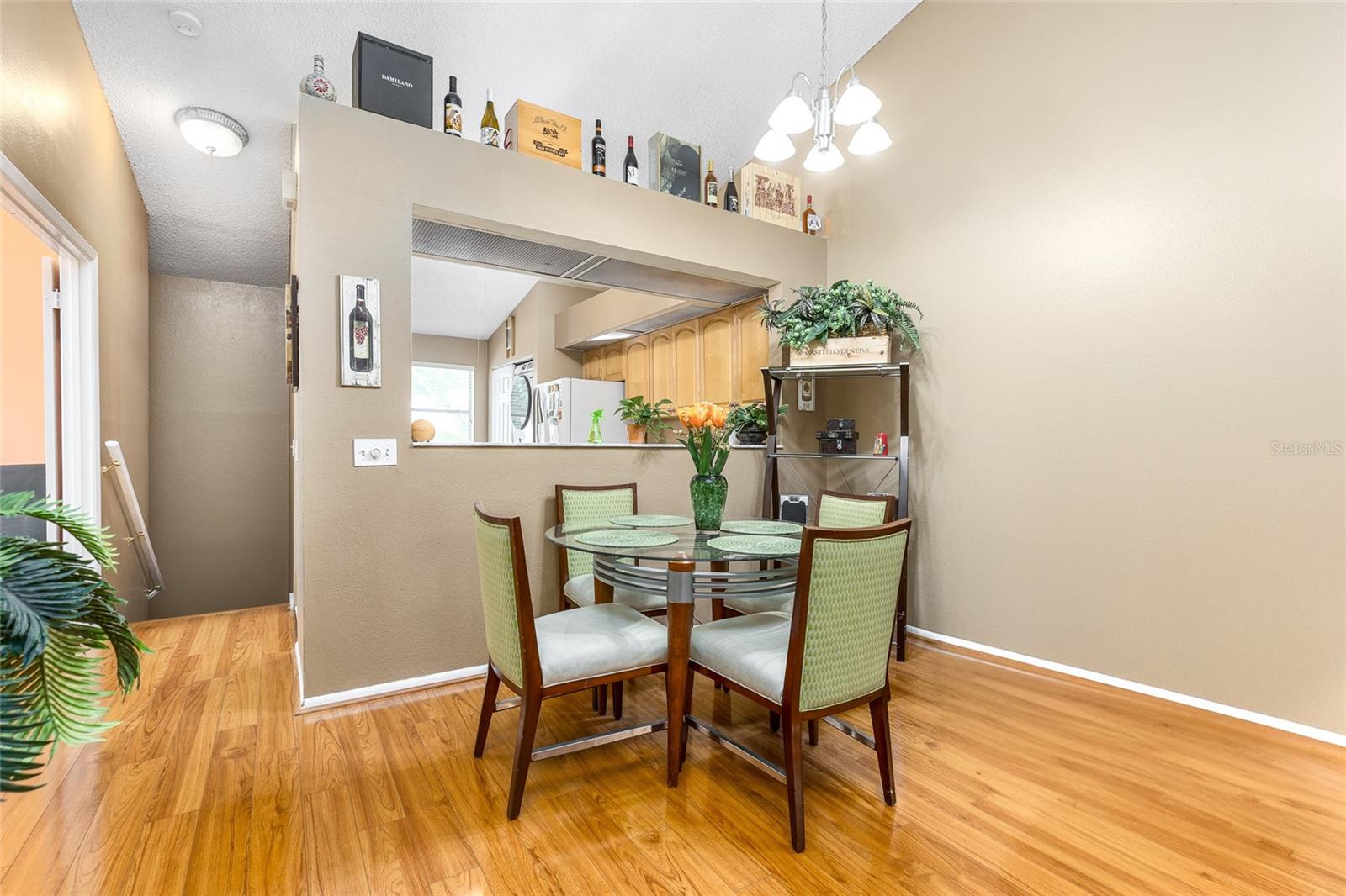 605 CHESTNUT OAK CIR #215, ALTAMONTE SPRINGS, FL, 32701