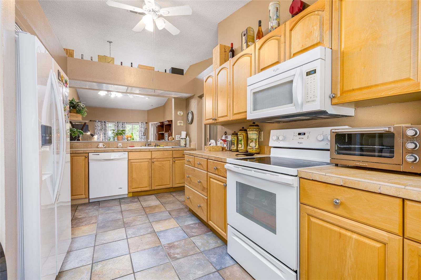 605 CHESTNUT OAK CIR #215, ALTAMONTE SPRINGS, FL, 32701