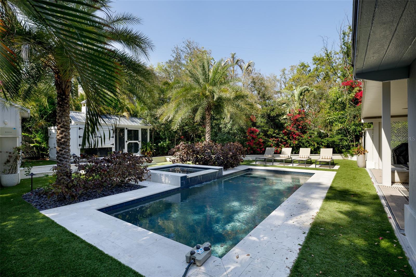 2521 DRIFTWOOD RD SE, ST PETERSBURG, FL, 33705