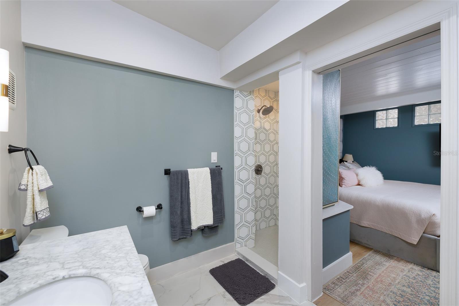 2521 DRIFTWOOD RD SE, ST PETERSBURG, FL, 33705