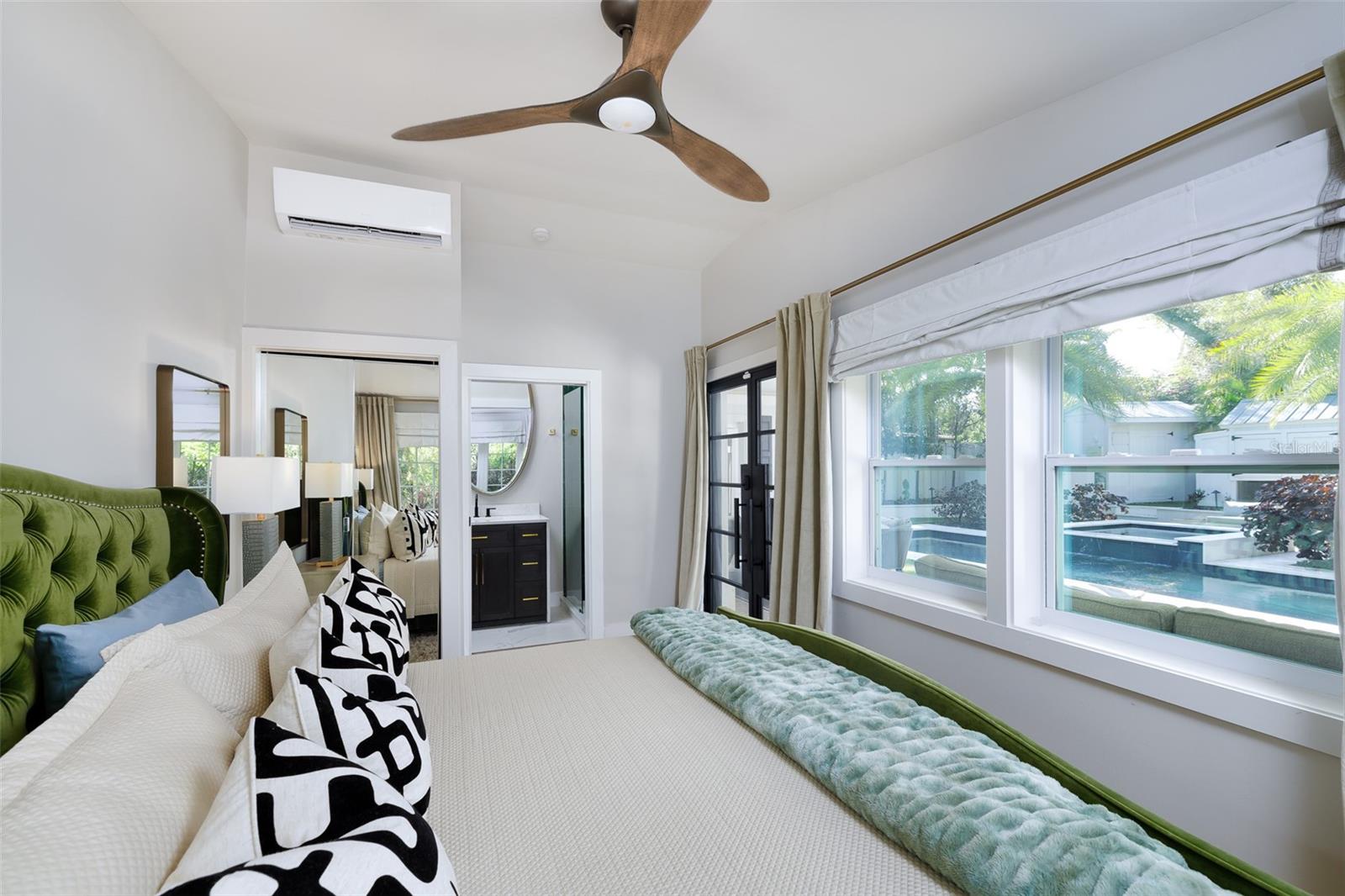 2521 DRIFTWOOD RD SE, ST PETERSBURG, FL, 33705