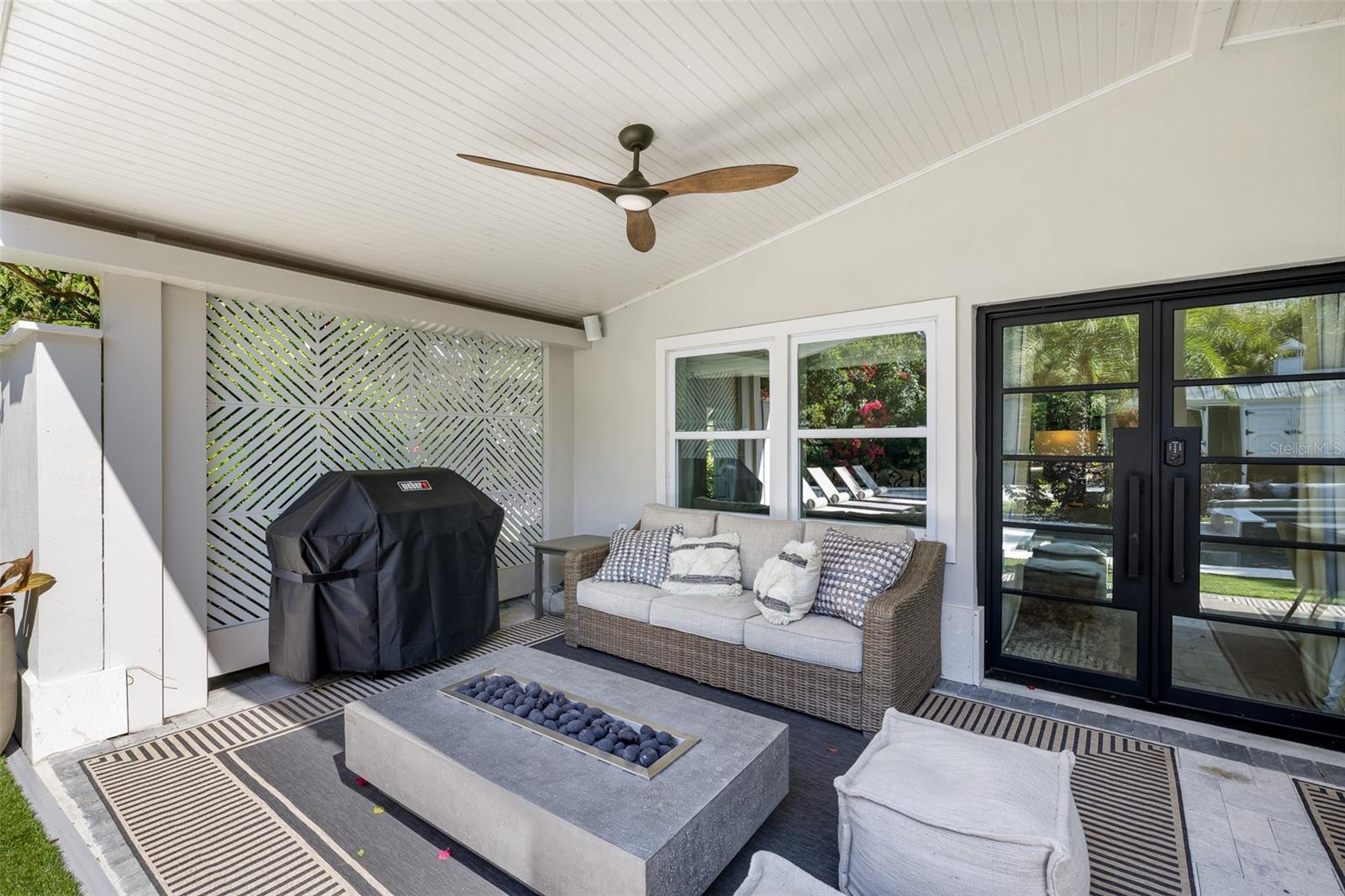 2521 DRIFTWOOD RD SE, ST PETERSBURG, FL, 33705