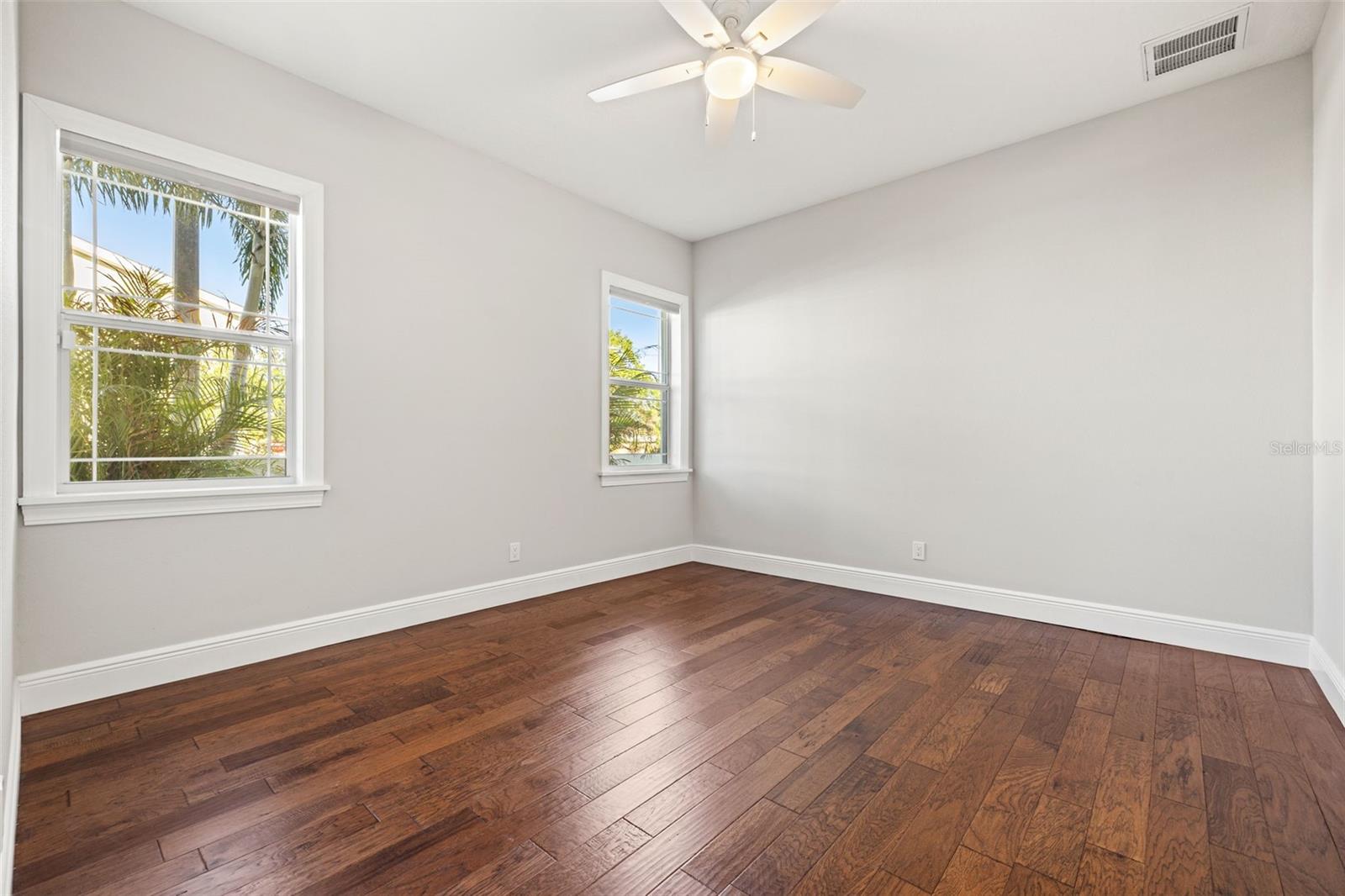 445 29TH AVE N, ST PETERSBURG, FL, 33704