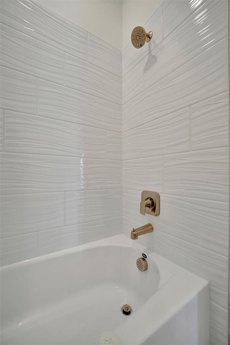 10399 ABACO FALLS DR, ENGLEWOOD, FL, 34223