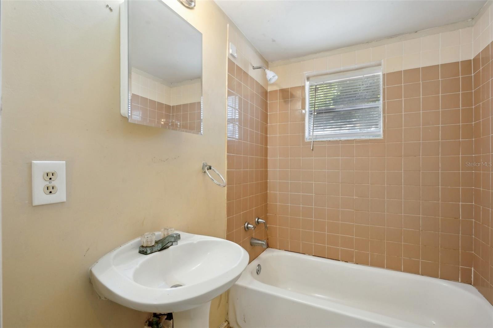 806 AVENUE O SW, WINTER HAVEN, FL, 33880