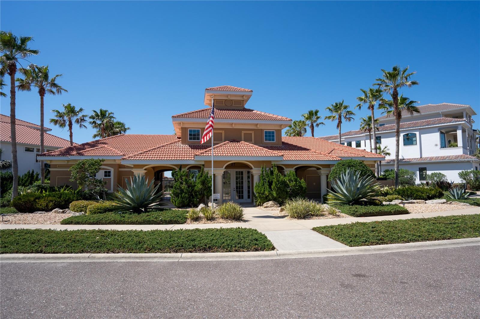 88 HAMMOCK BEACH CIRCLE N, PALM COAST, FL, 32137