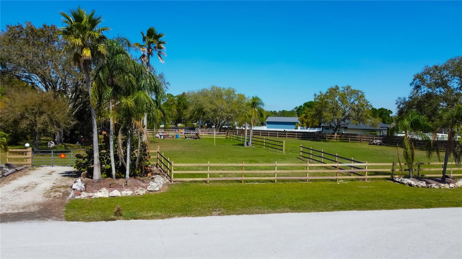12519 RAWHIDE DR, TAMPA, FL, 33626