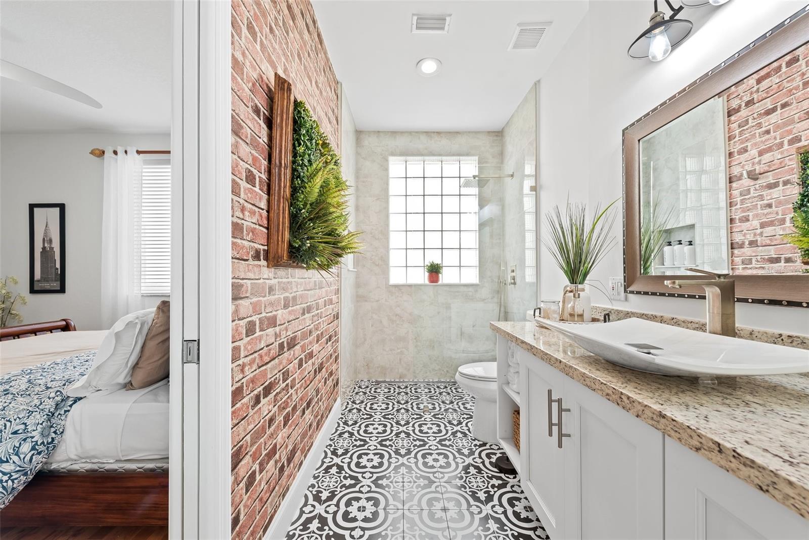 821 CRESTVIEW CIR, WESTON, FL, 33327