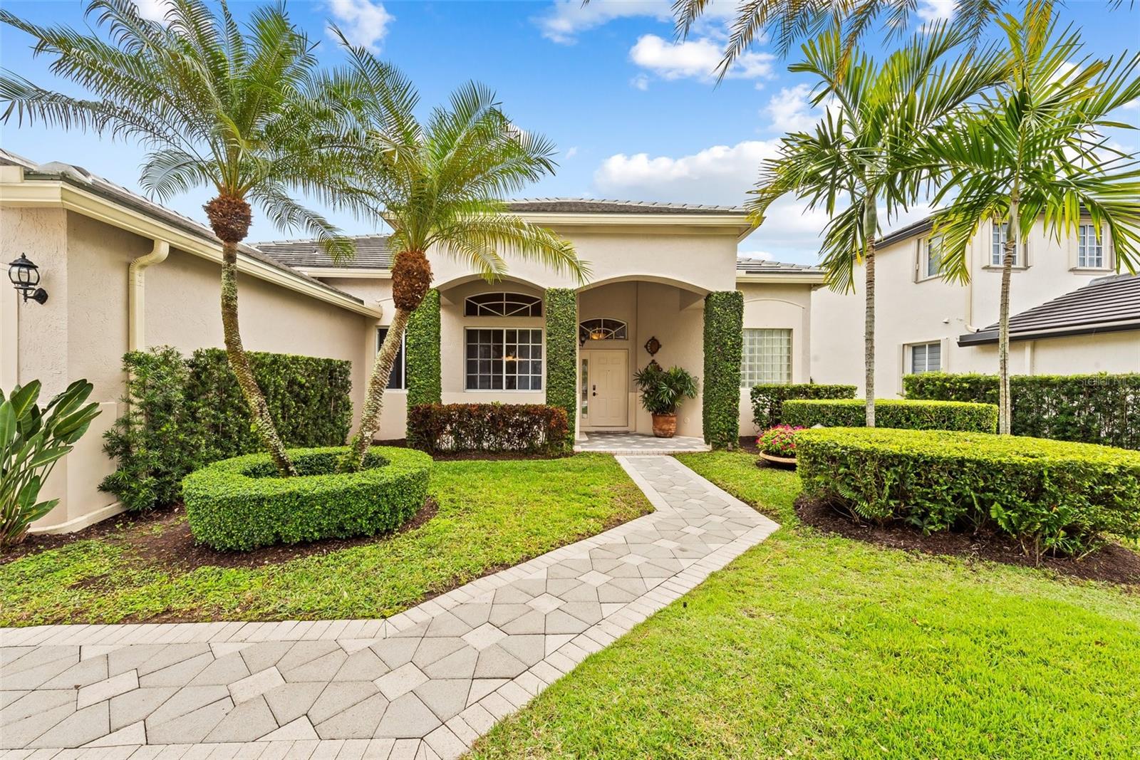 821 CRESTVIEW CIR, WESTON, FL, 33327