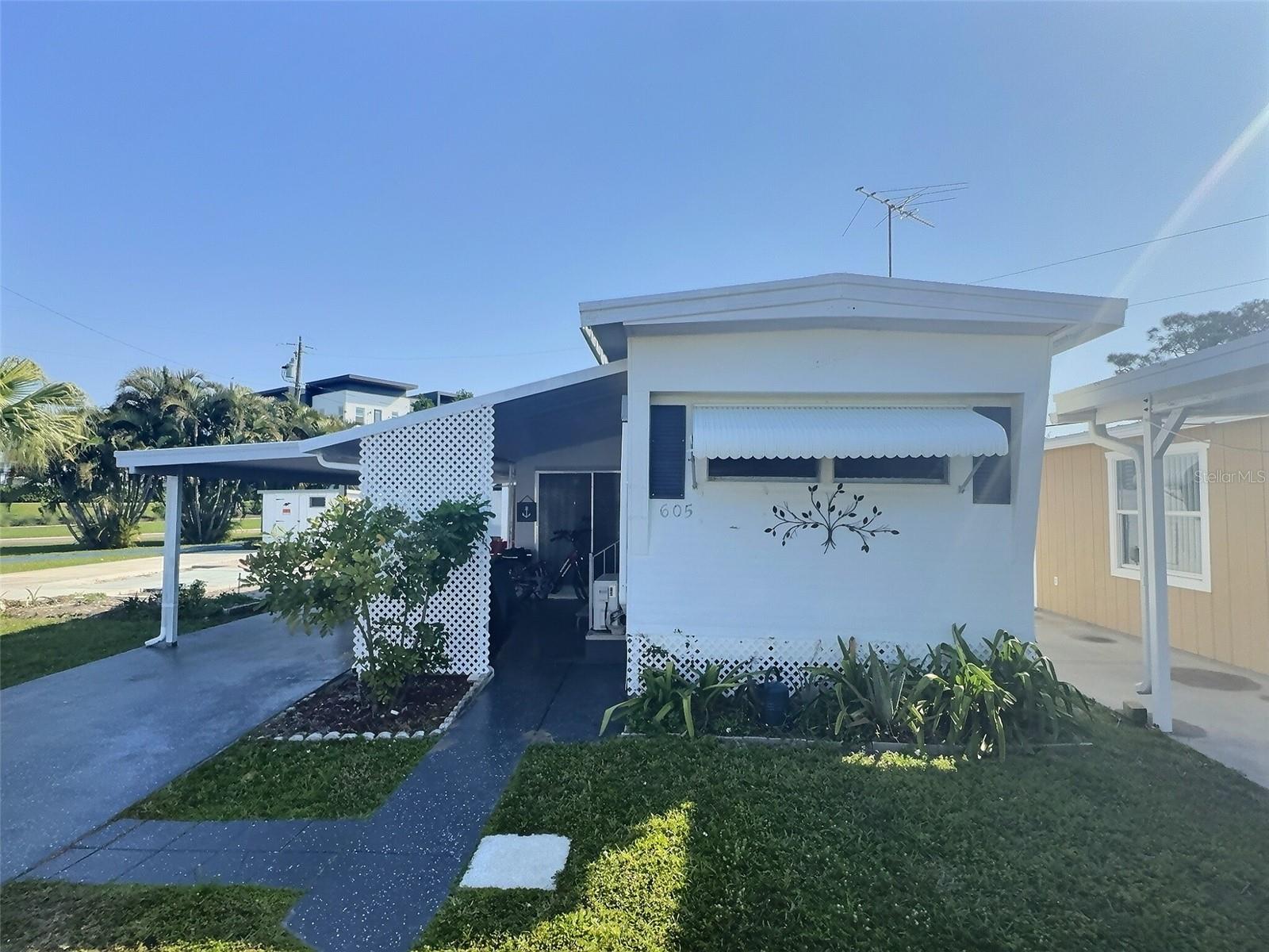 770 32ND AVE S #605, ST PETERSBURG, FL, 33705