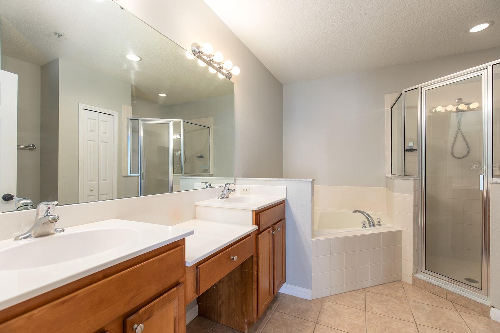 378 BLUE BAYOU LN, WINTER SPRINGS, FL, 32708