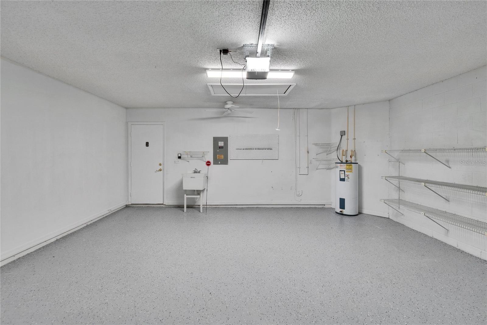 2310 MOONEY PL, SUN CITY CENTER, FL, 33573
