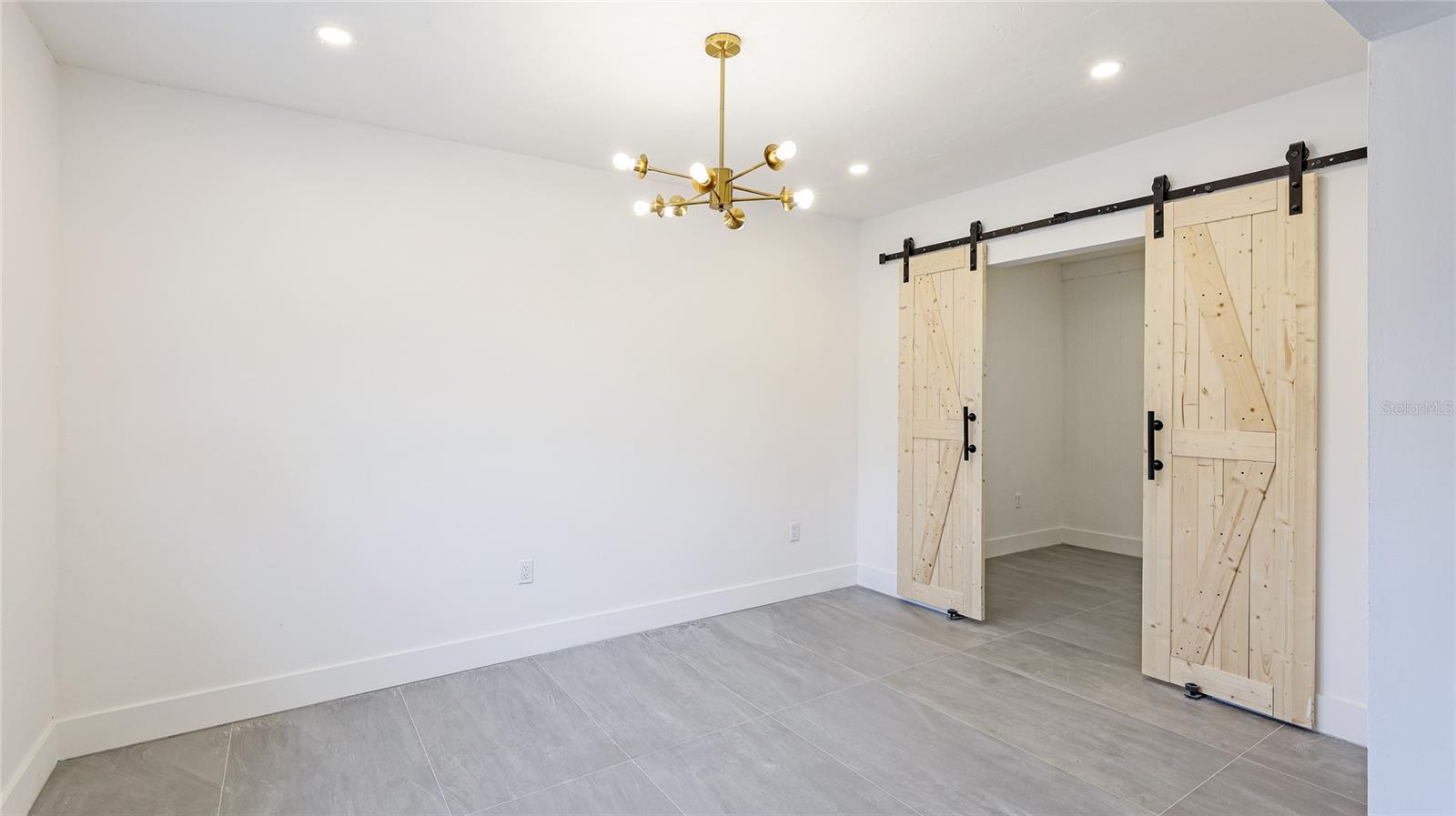 2539 HUNTINGTON AVE, SARASOTA, FL, 34232