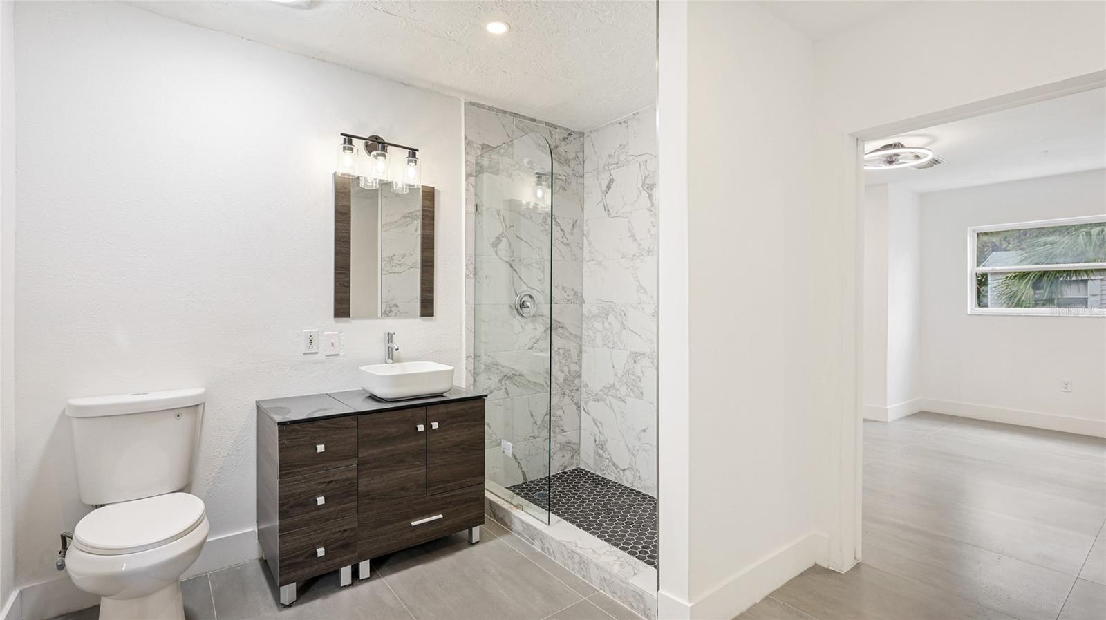 2539 HUNTINGTON AVE, SARASOTA, FL, 34232