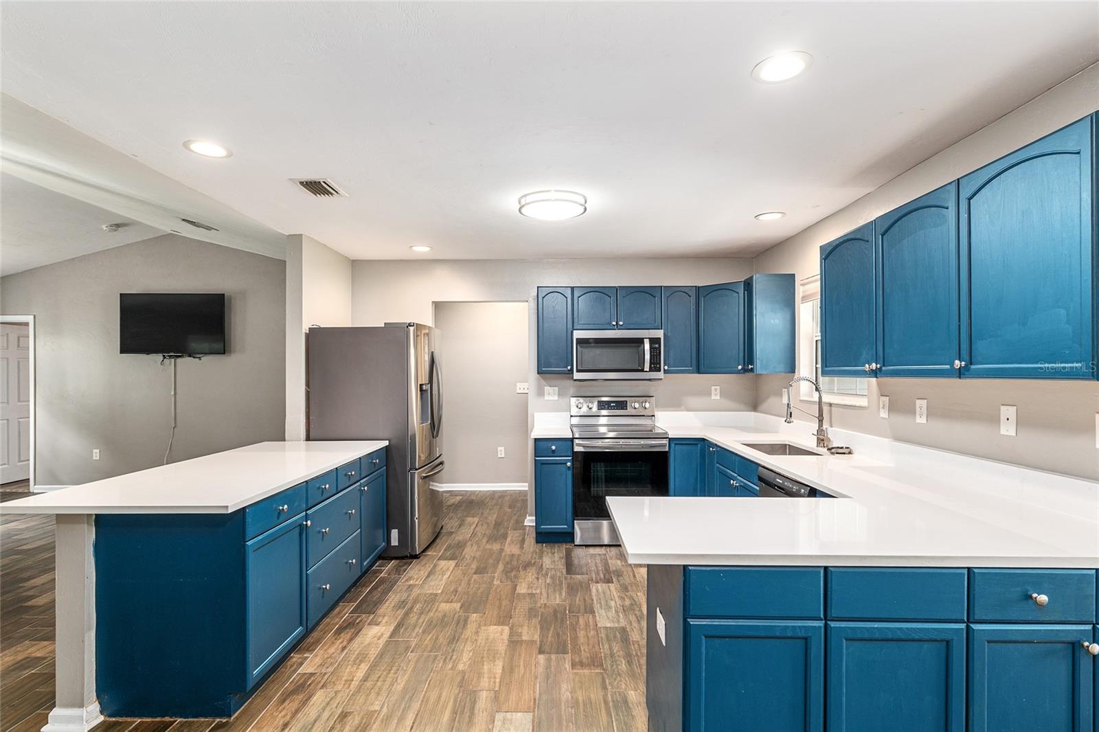 23434 NW 3RD AVE, NEWBERRY, FL, 32669