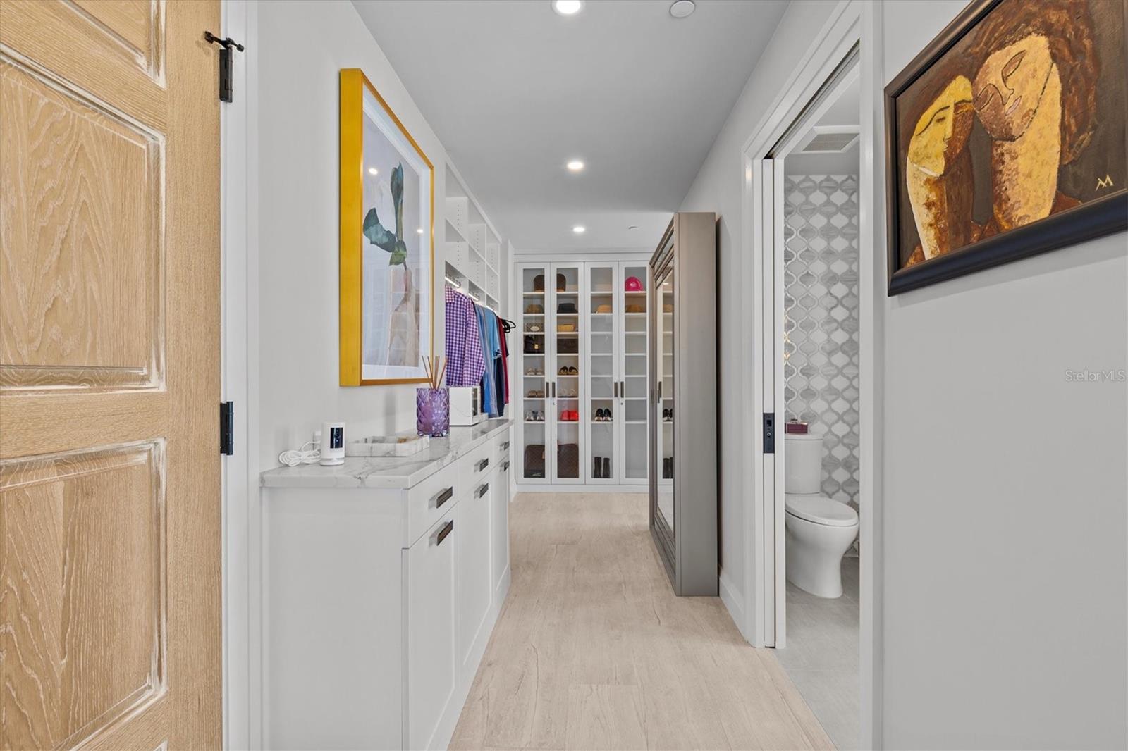 TB8361197 Property Photo