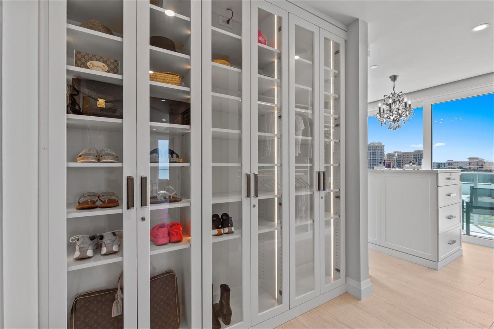 TB8361197 Property Photo