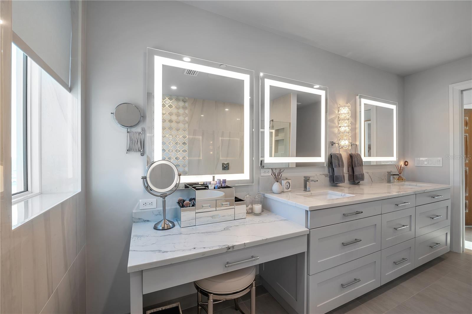 TB8361197 Property Photo