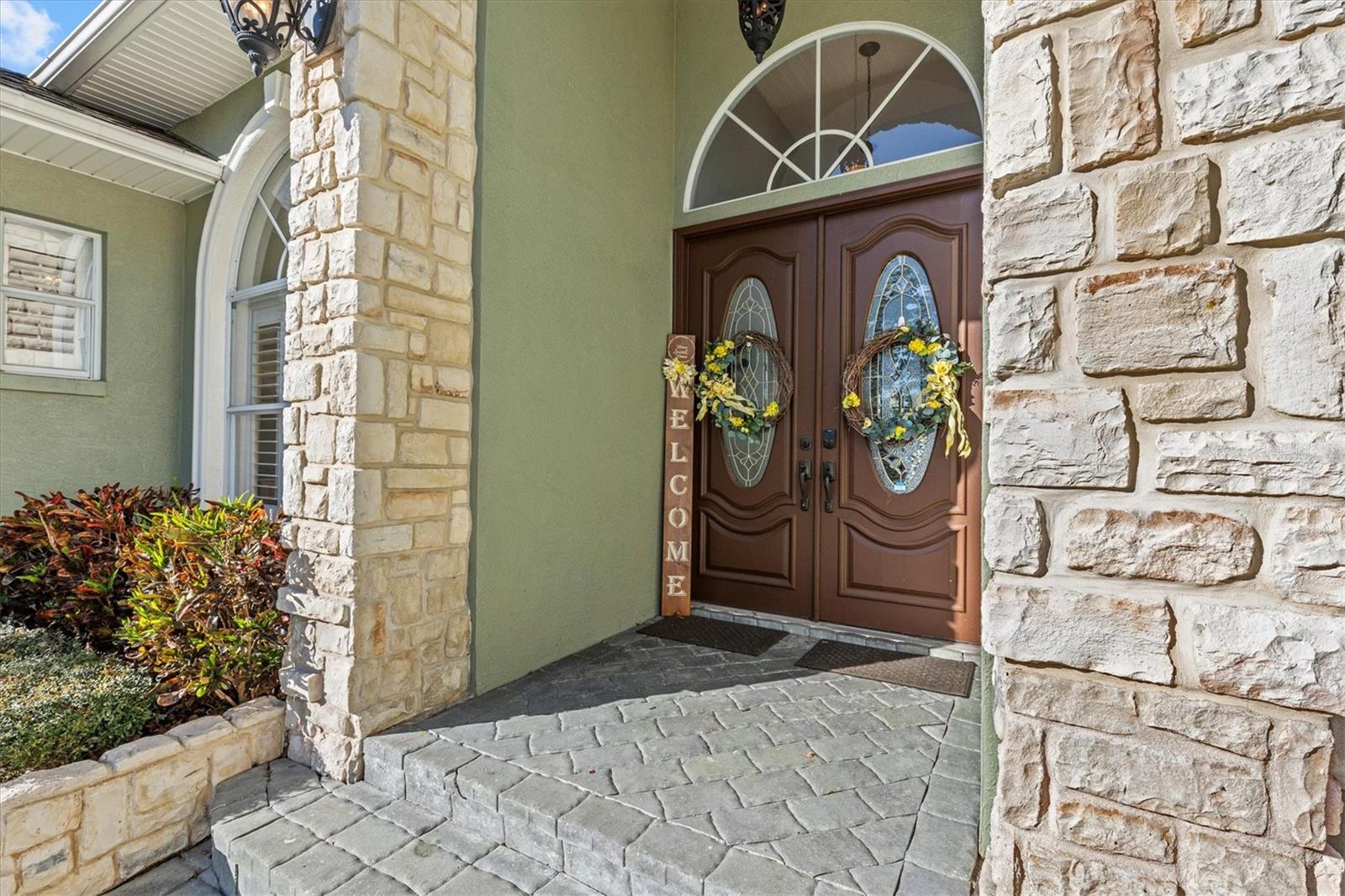 2309 VALRICO FOREST DR, VALRICO, FL, 33594