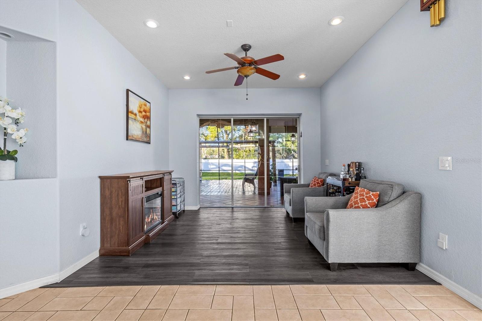 2309 VALRICO FOREST DR, VALRICO, FL, 33594