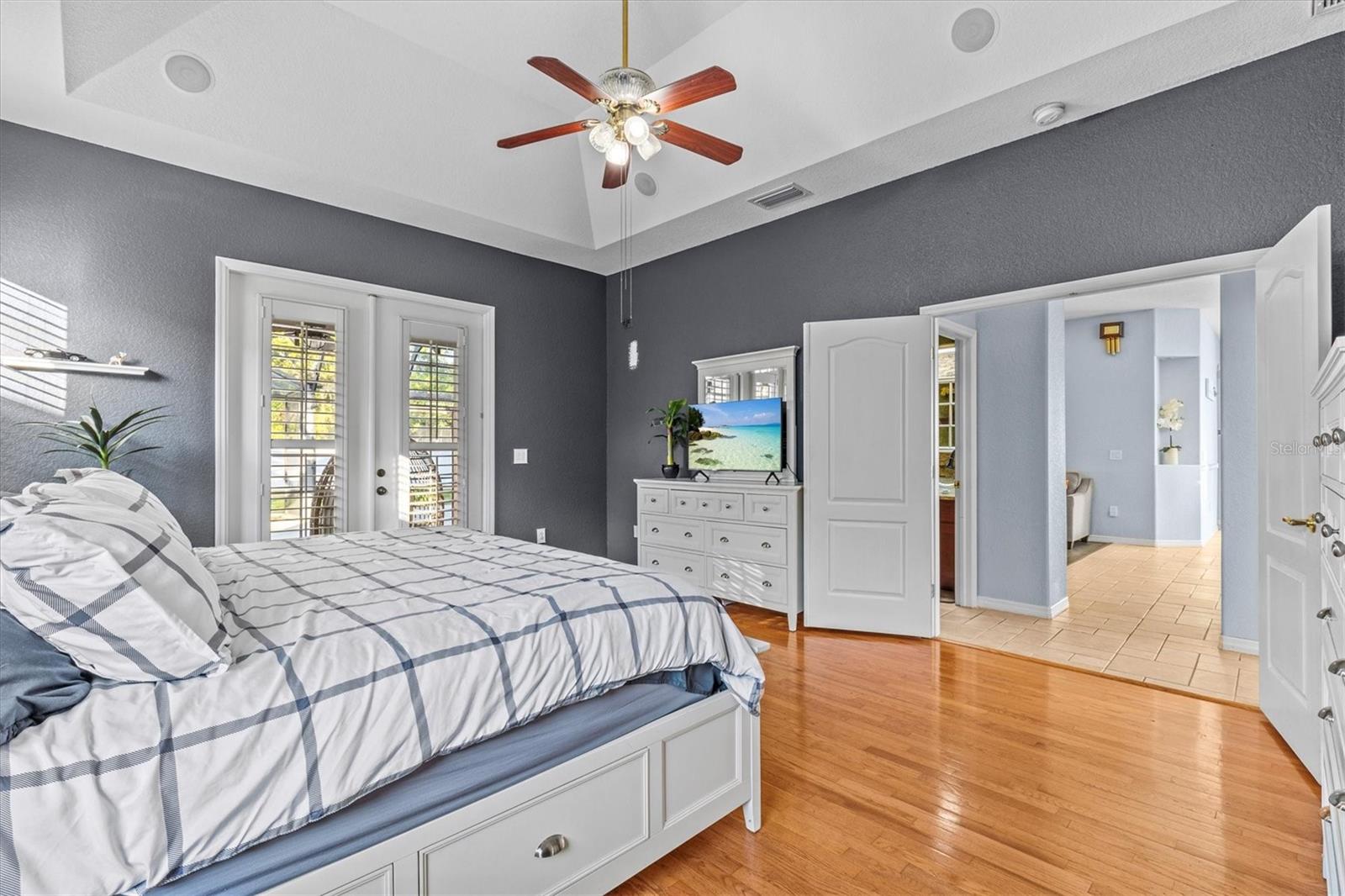 2309 VALRICO FOREST DR, VALRICO, FL, 33594