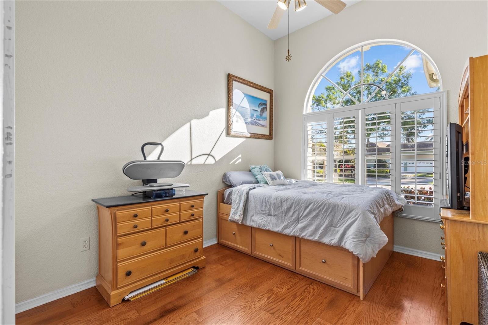 2309 VALRICO FOREST DR, VALRICO, FL, 33594