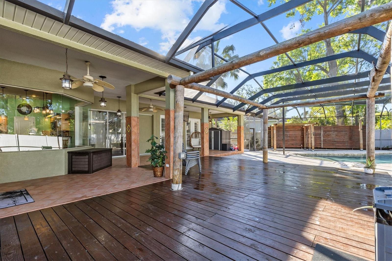 2309 VALRICO FOREST DR, VALRICO, FL, 33594