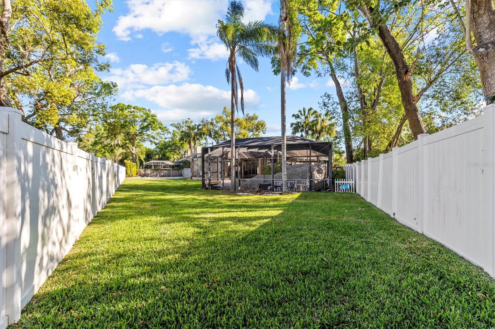 2309 VALRICO FOREST DR, VALRICO, FL, 33594