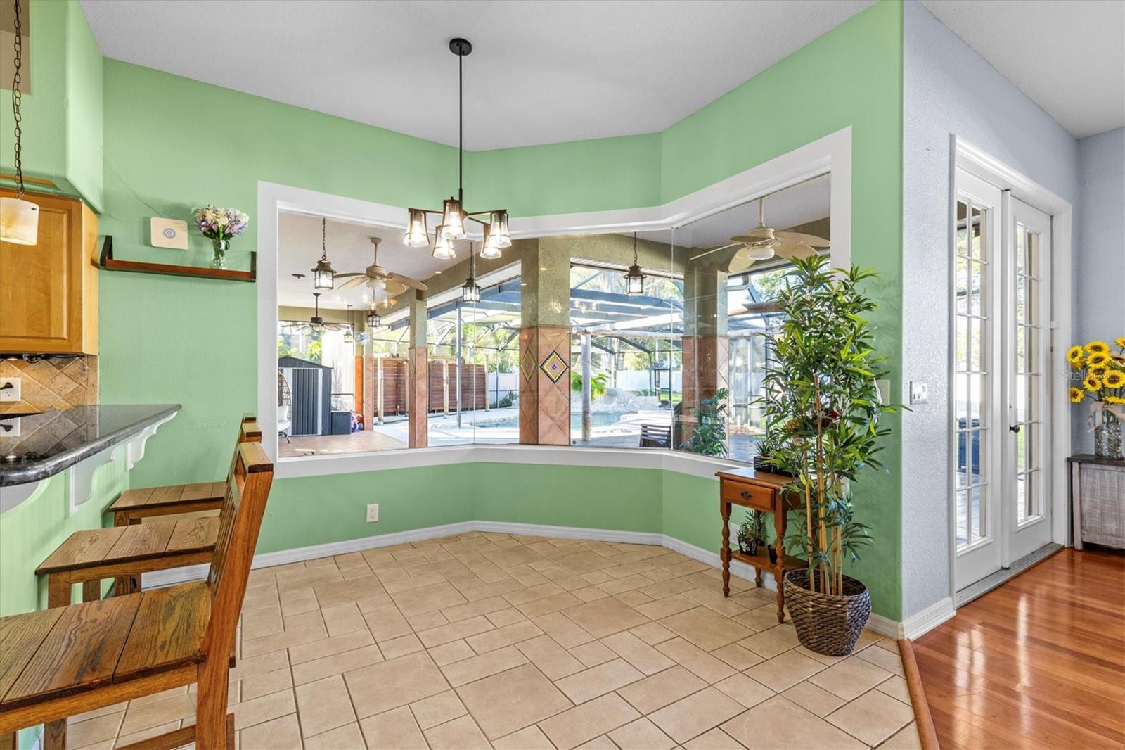 2309 VALRICO FOREST DR, VALRICO, FL, 33594